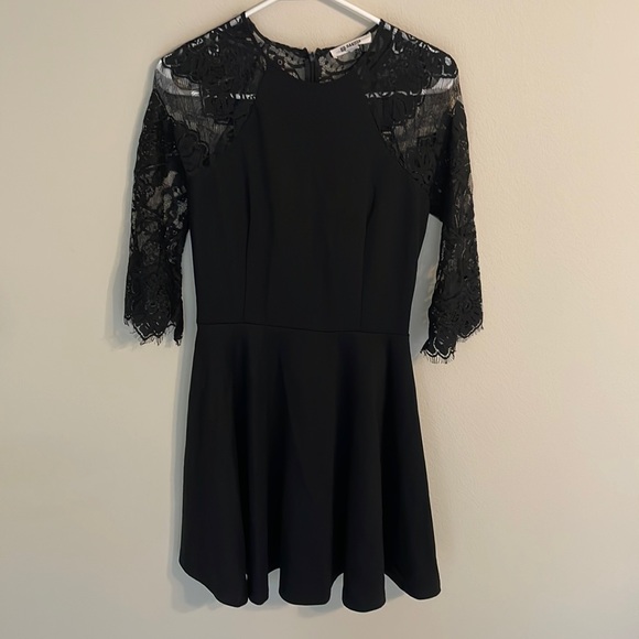 BB Dakota Fit and Flare 3/4 Sleeve Dress - Picture 1 of 7